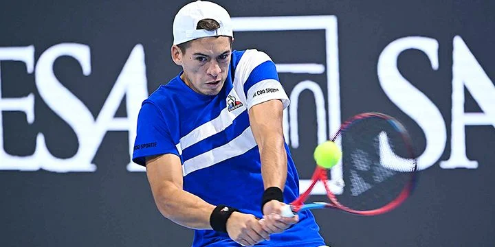 Себастьян Баес - Уго Гастон Себастьян Баес - Уго Гастон