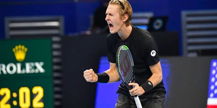 Себастьян Корда - Брендон Накашима Себастьян Корда - Брендон Накашима