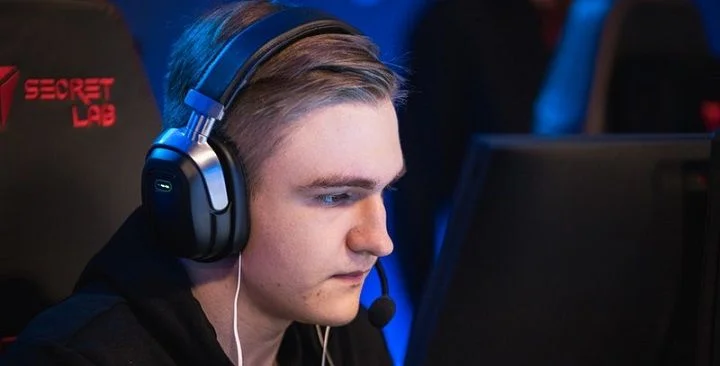 Eternal Fire - Entropiq Eternal Fire - Entropiq