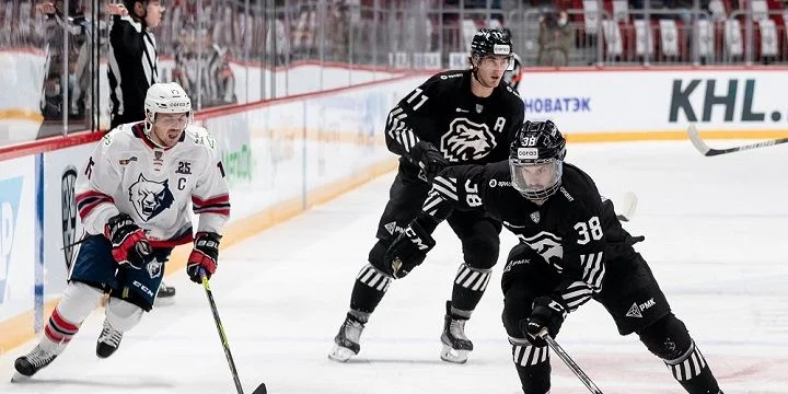 Трактор - Нефтехимик Трактор - Нефтехимик