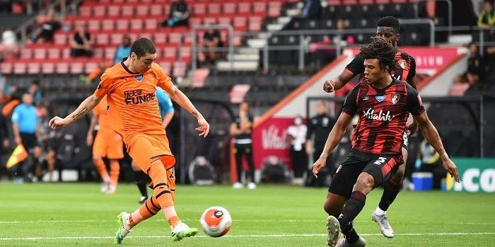 Ньюкасл - Брентфорд