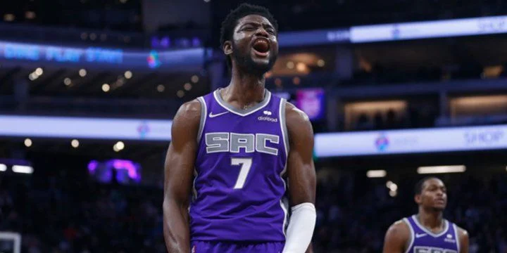 Сакраменто - Торонто