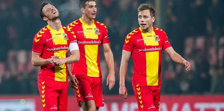 Гоу Эхед Иглз - Гронинген