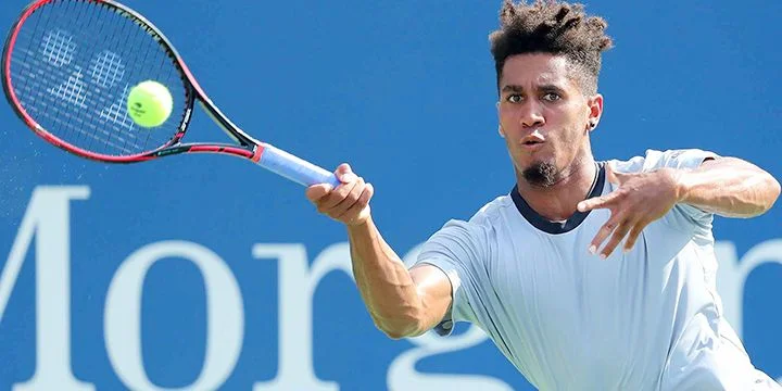 Майкл Ммо - Каичи Учида