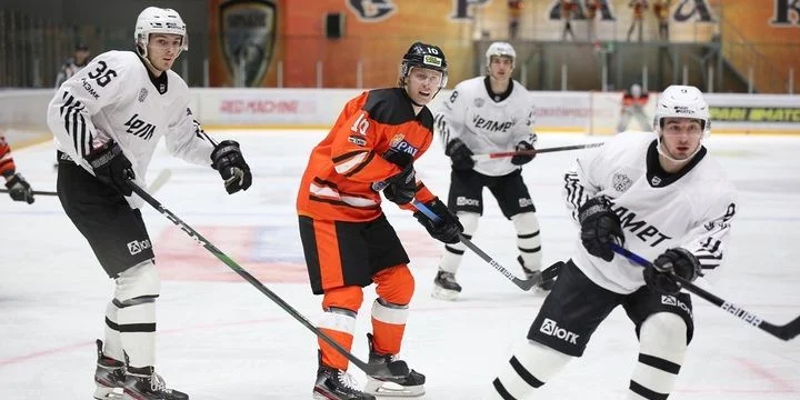 Ермак - Омские Крылья