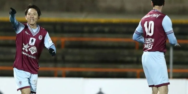 Kоома Тигерс - АПИА Тайгерс