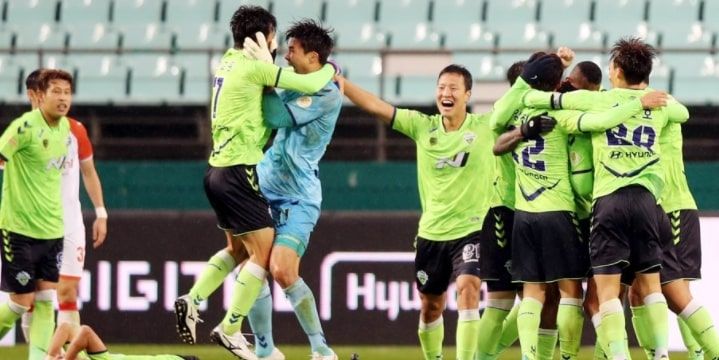 «Чонбук Моторс» — «Чеджу Юнайтед»: прогноз на матч чемпионата Южной Кореи