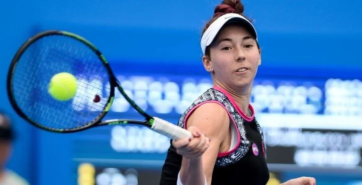 Кристина Младенович - Нина Стоянович