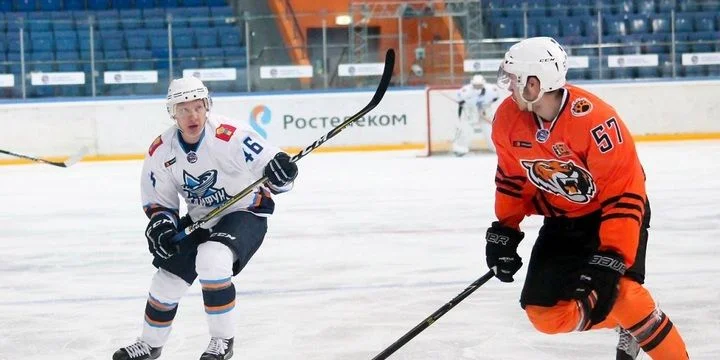 Тайфун - Красная Армия