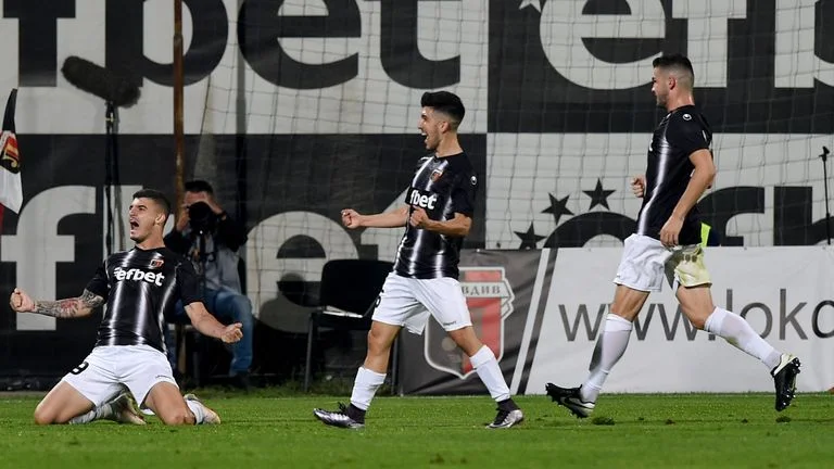 Локомотив Пловдив - Ботев Враца Локомотив Пловдив - Ботев Враца