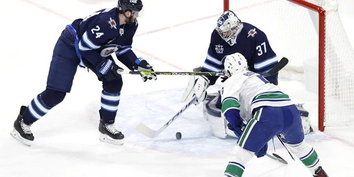 Ванкувер - Виннипег Джетс