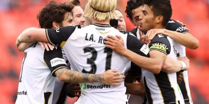 Вестерн Сидней Уондерерс - Макартур Вестерн Сидней Уондерерс - Макартур