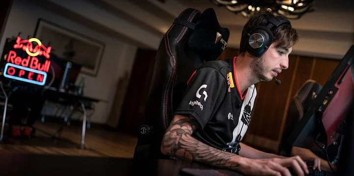 G2 Esports - Ninjas in Pyjamas