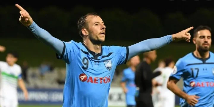 Сидней - Веллингтон Феникс