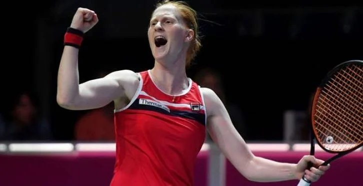 Ана Богдан - Алисон ван Уйтванк