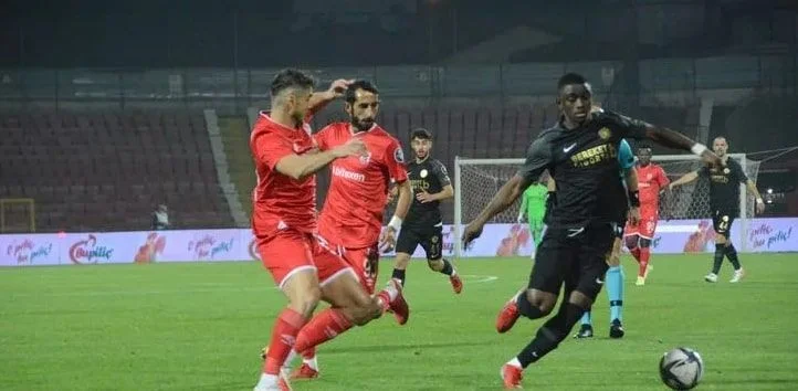 Денизлиспор - Умраниспор