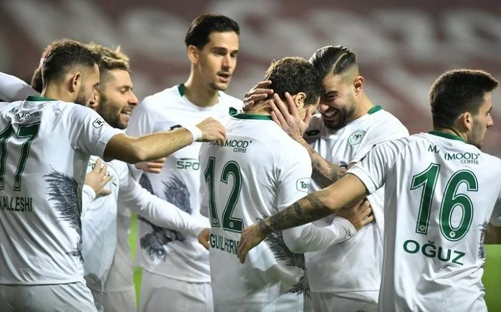 Коньяспор - Бешикташ