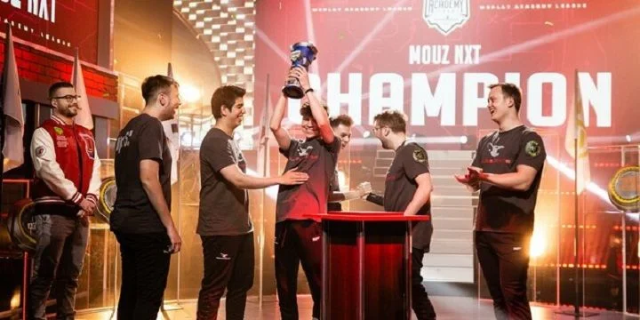 Eternal Fire - mouz NXT Eternal Fire - mouz NXT
