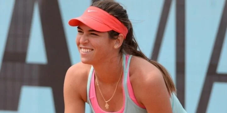 Айла Томлянович - София Кенин