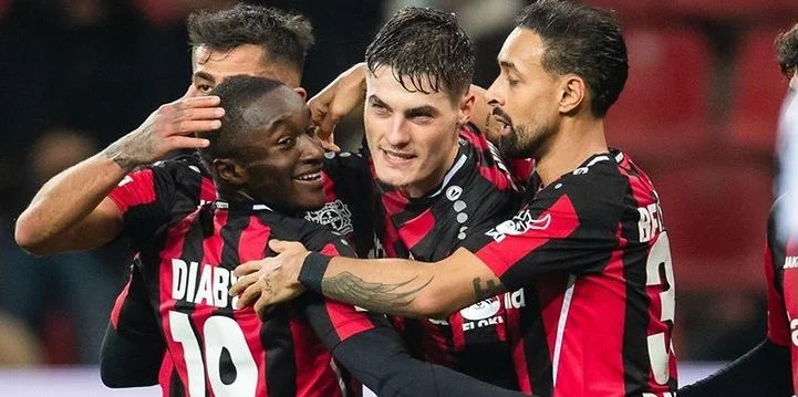 Байер - Унион Берлин Байер - Унион Берлин