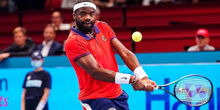 Фрэнсис Тиафо - Томми Пол