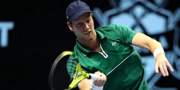 Ботик Ван де Зандшульп - Мартон Фучович