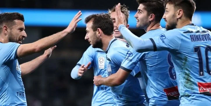 Сидней - Брисбен Роар