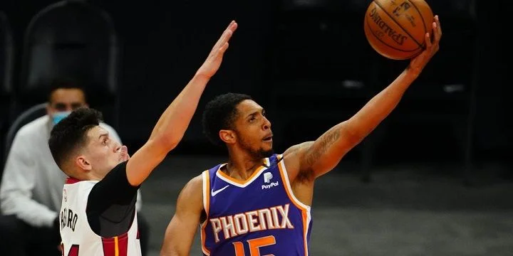 Торонто - Финикс