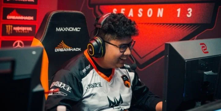 Fnatic - Execration Fnatic - Execration
