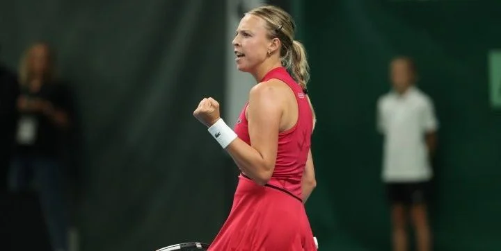 Анетт Контавейт - Катерина Синякова