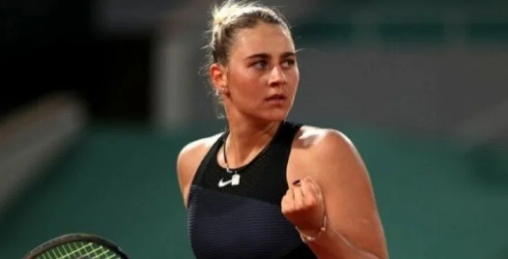 Сара Соррибес-Тормо - Марта Костюк