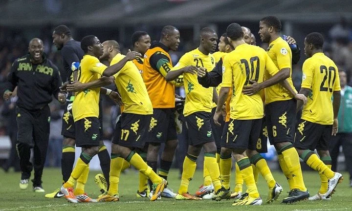 Перу - Ямайка