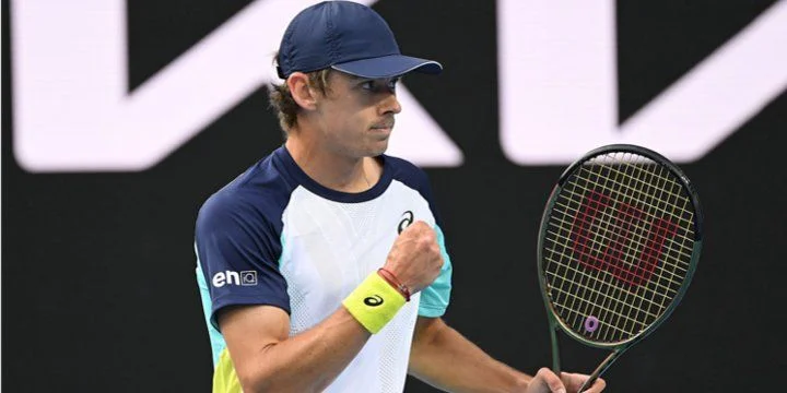 Камил Майхржак - Алекс Де Минаур