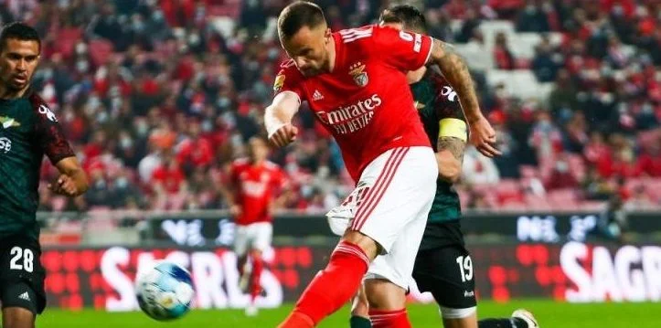 Арока - Бенфика