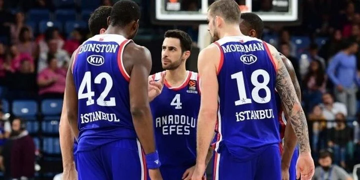 Анадолу Эфес - Панатинаикос