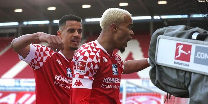 Гройтер Фюрт - Майнц Гройтер Фюрт - Майнц