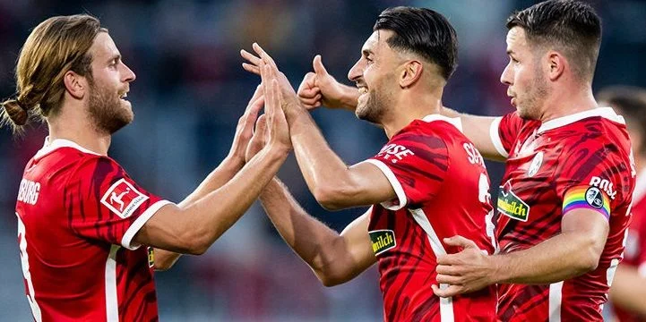 Фрайбург - Штутгарт Фрайбург - Штутгарт