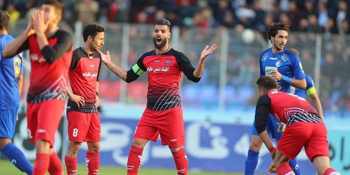 Фаджр Сепаси - Нассаджи Мазандаран