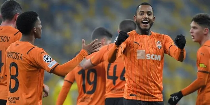 Вольфсбергер - Шахтер Донецк