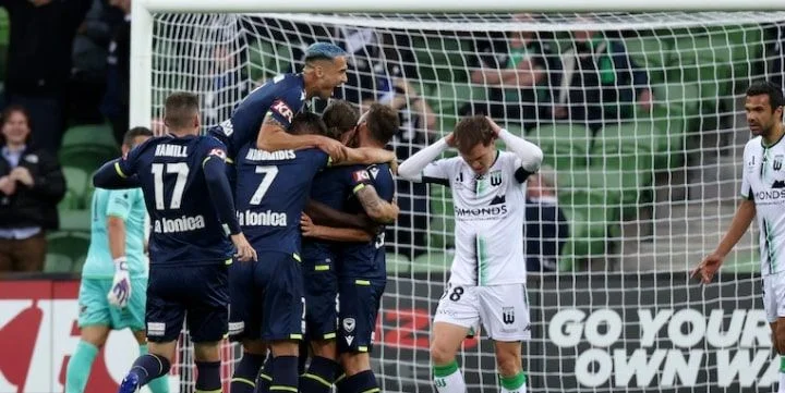 Мельбурн Виктори - Сидней