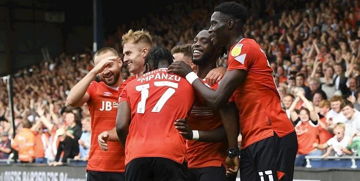 Лутон Таун - Бристоль Сити