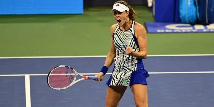 Даниэлле Коллинз - Ализе Корне