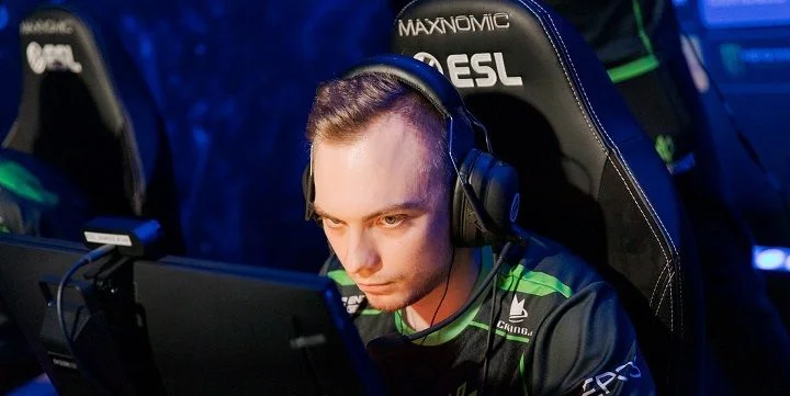 Sprout - Team Dignitas Sprout - Team Dignitas