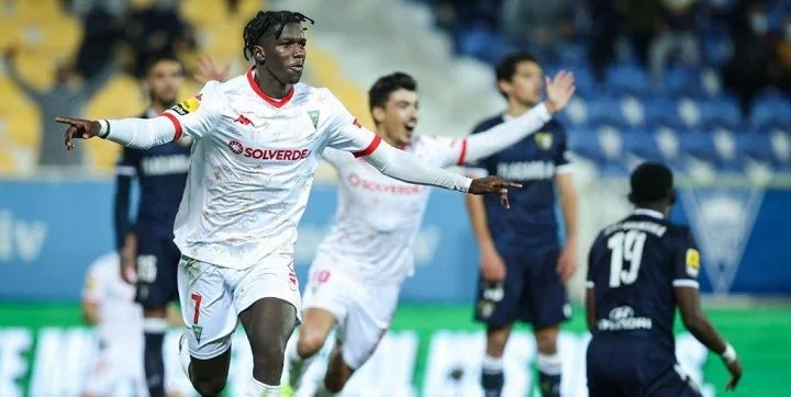 Эшторил - Арока