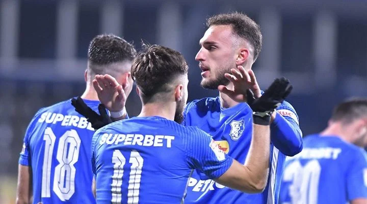 Академика Клинчени - Фарул