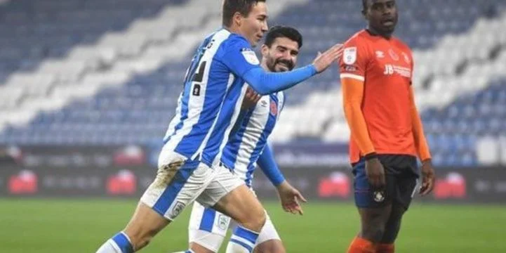 Хаддерсфилд - Дерби Каунти Хаддерсфилд - Дерби Каунти