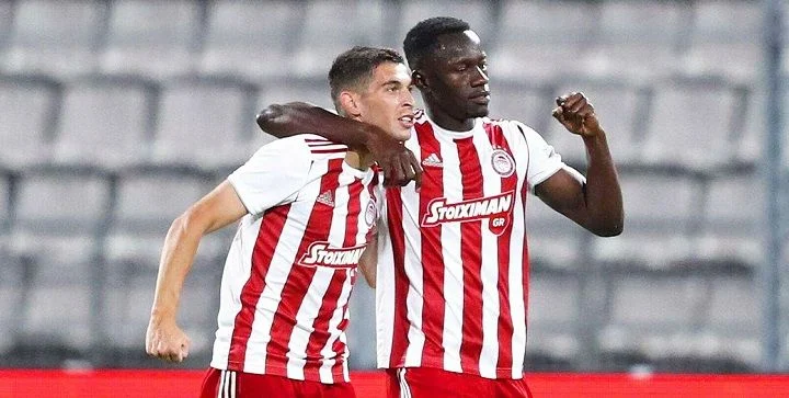 Олимпиакос - Панетоликос