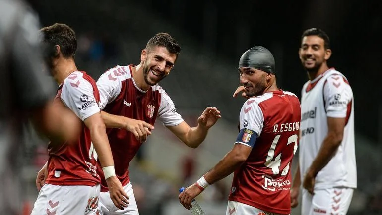 Витория Гимарайнш - Брага Витория Гимарайнш - Брага