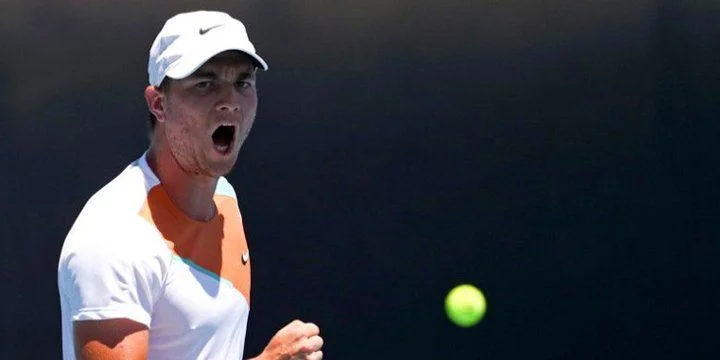 Ласло Дьере - Миомир Кечманович