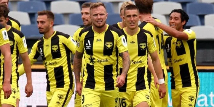 Веллингтон Феникс - Мельбурн Виктори